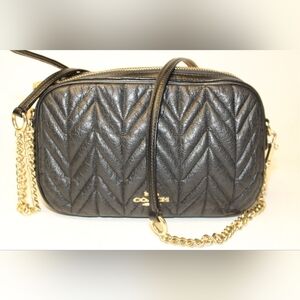 Like NEW Coach Isla Quilted Leather Chain Crossbody Satchel Bag Purse